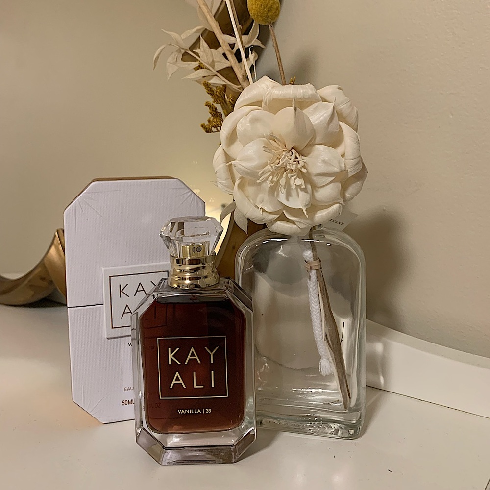 Huda Beauty - Kay Ali Perfume (Vanilla / 28)